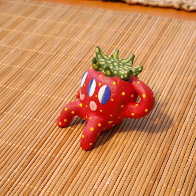 Fruits & Veggies Show 2025 - Phil Davis (@davisbot) - "Strawberry Tri-clops" - Image 3