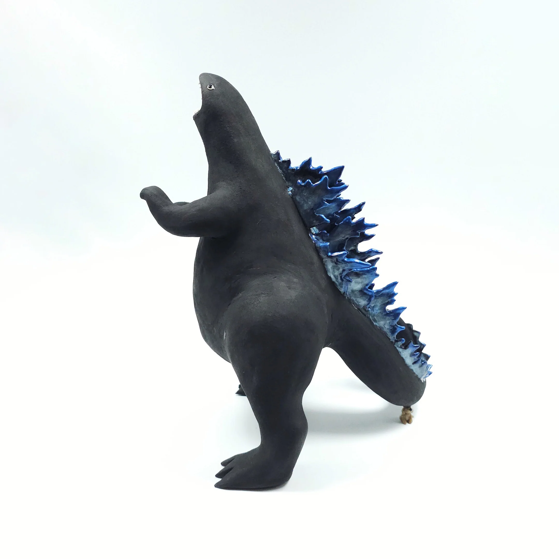 Kaiju 2024 - Sun-Mo Koo - "My Pet Is Bigger Than Yours!!!"