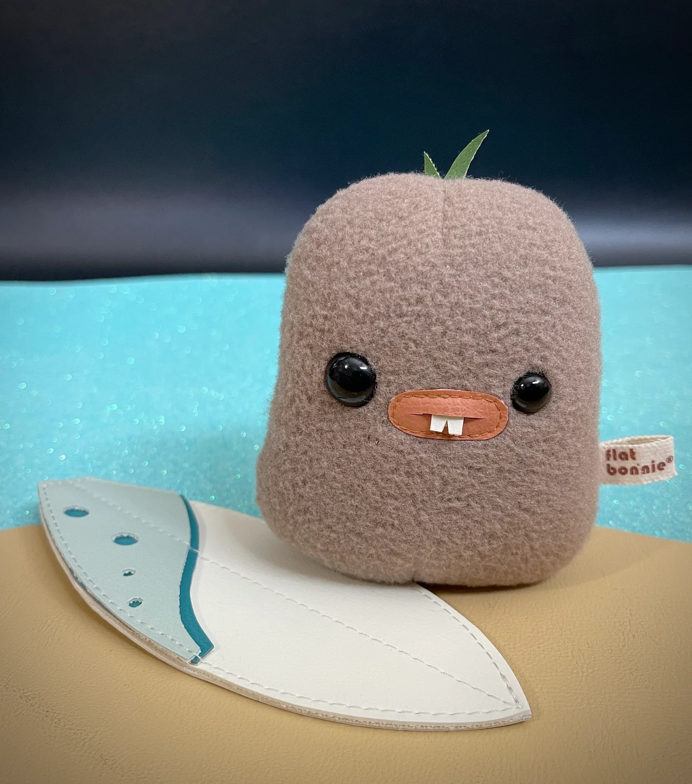 Land and Sea Show 2023 - Flat Bonnie - "Beach Tatos" (Set) - Image 3